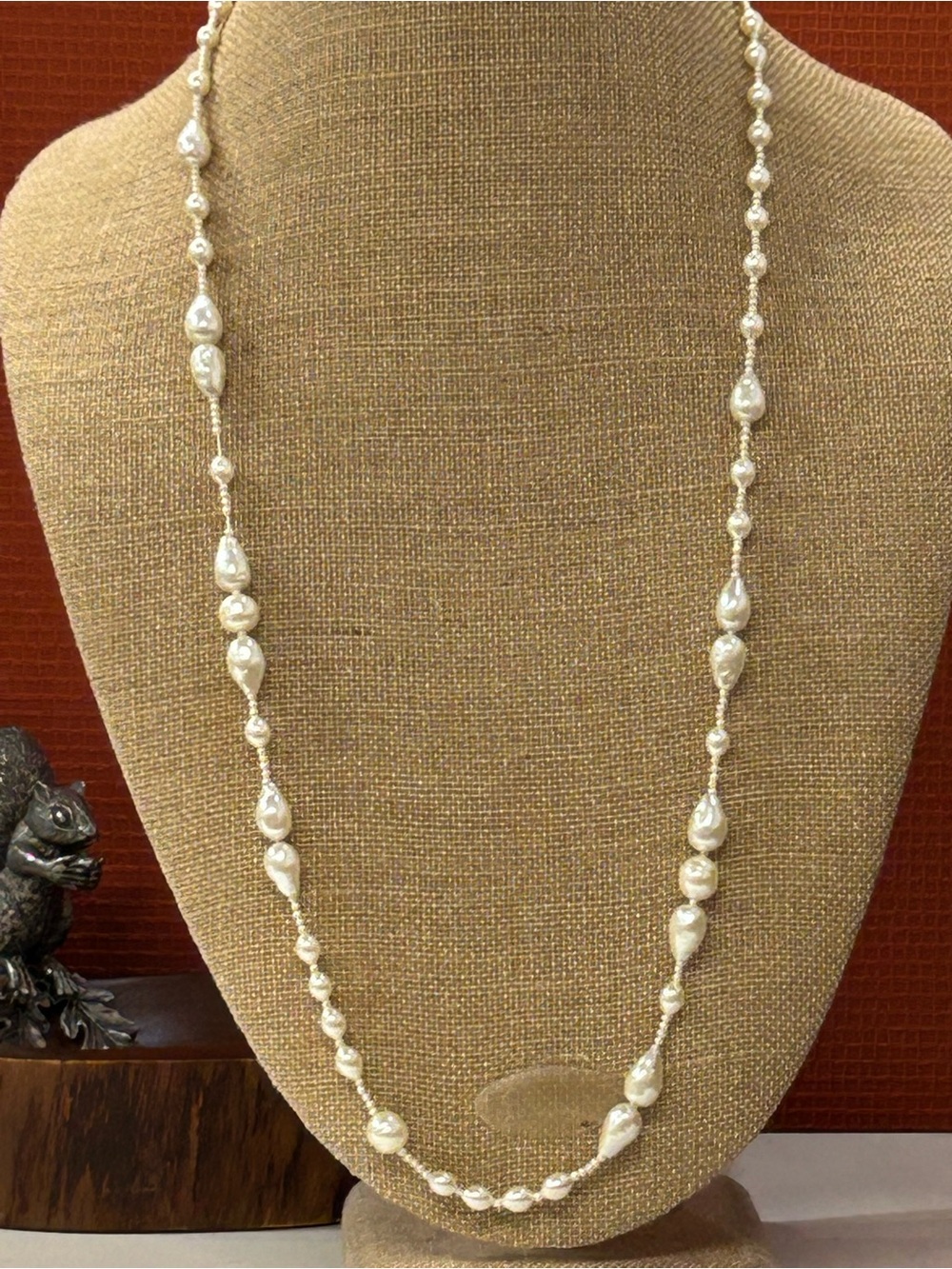 Carolee faux pearl necklace vintage